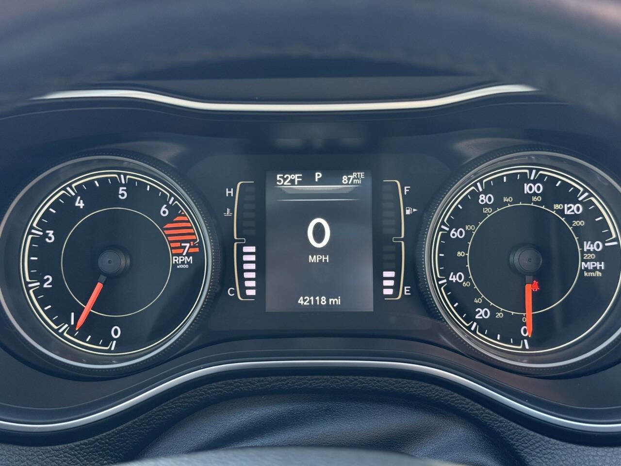 Used 2021 Jeep Cherokee Latitude Plus w/ Sun & Sound Group image 24