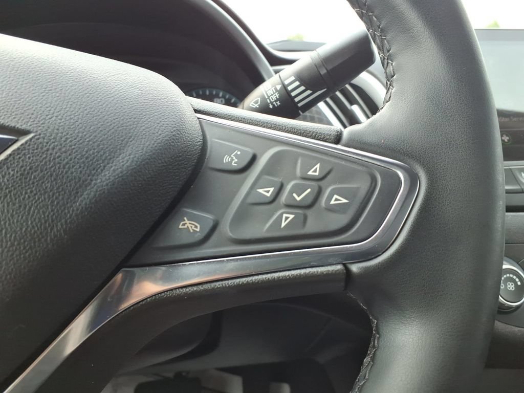 Used 2023 Chevrolet Malibu RS FWD image 15