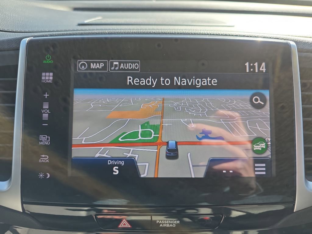 Used 2016 Honda Pilot Touring image 20