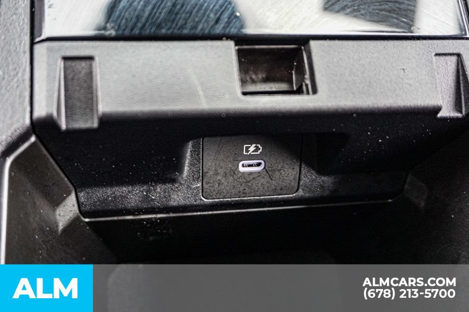 Used 2025 Mitsubishi Outlander SE FWD image 47