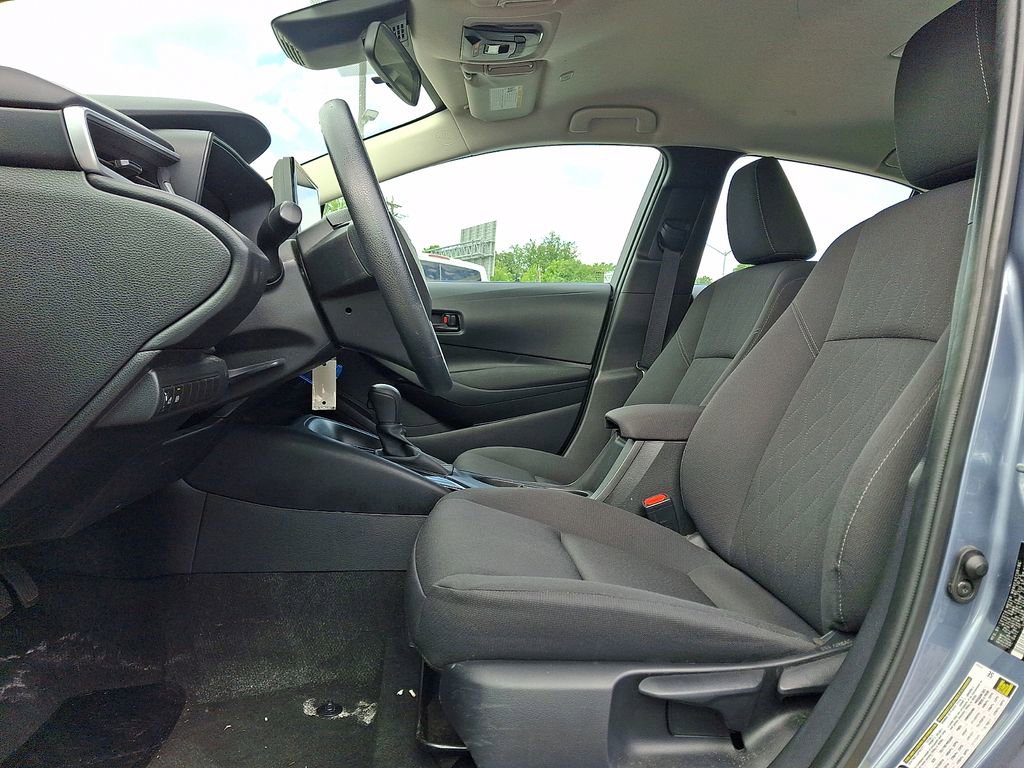 Used 2024 Toyota Corolla LE FWD image 13