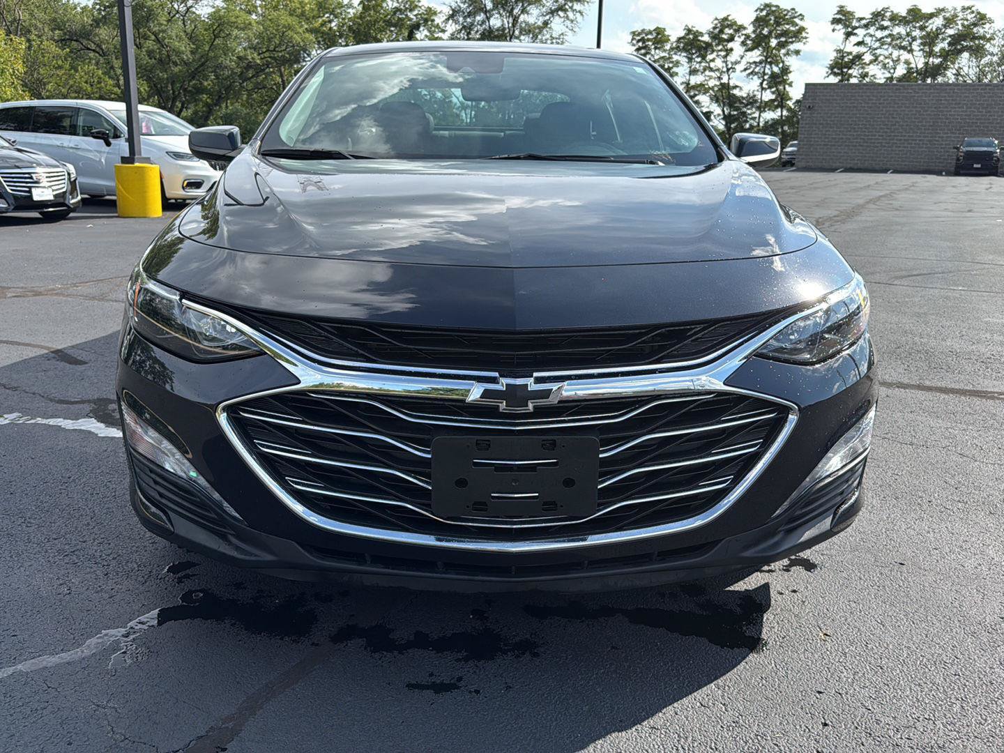 Used 2023 Chevrolet Malibu LT FWD image 8