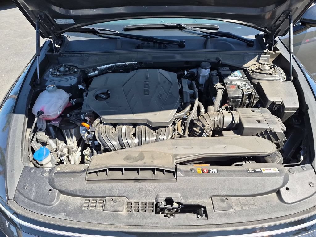 Used 2025 Hyundai Sonata SEL FWD image 35
