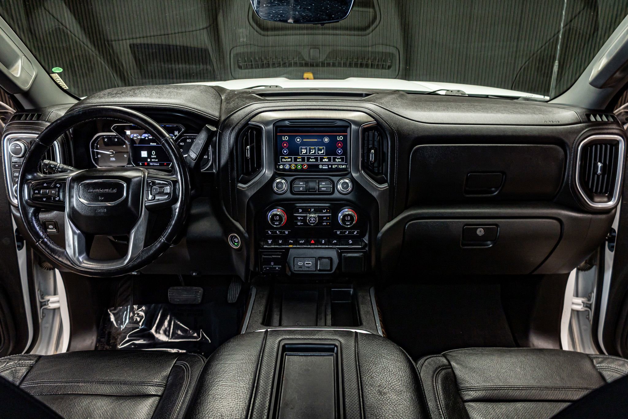 Used 2021 GMC Sierra 2500 Denali w/ Denali Ultimate Package image 14