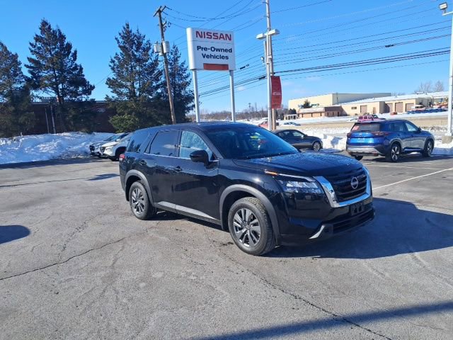 Certified 2024 Nissan Pathfinder S video 2