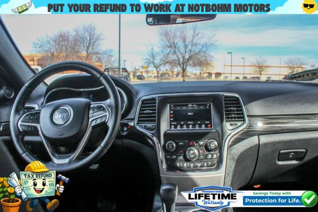 Used 2019 Jeep Grand Cherokee Laredo image 14