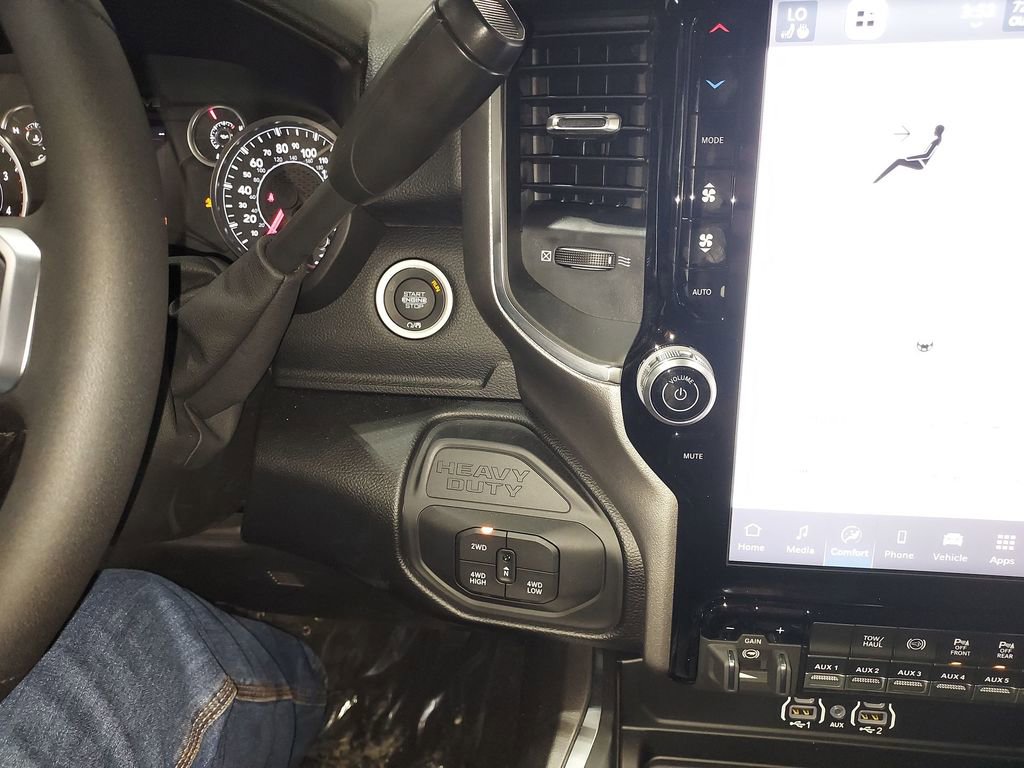 New 2026 RAM 2500 Big Horn AWD/4WD image 26