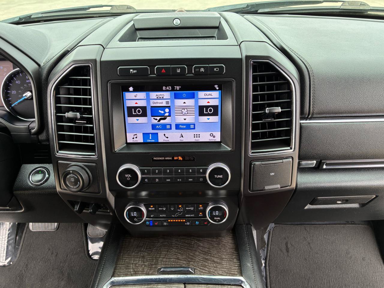 Used 2019 Ford Expedition Limited w/ Special Edition Package RWD image 27