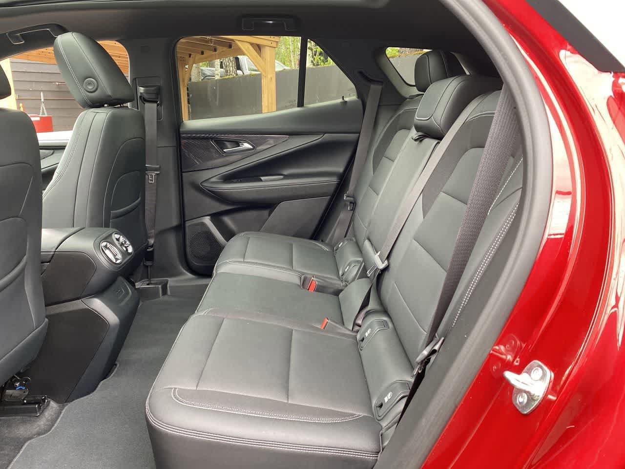 Used 2024 Chevrolet Blazer EV LT AWD/4WD image 16