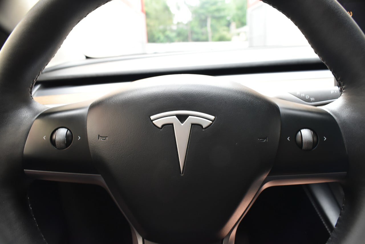 Used 2021 Tesla Model Y 2WD image 21