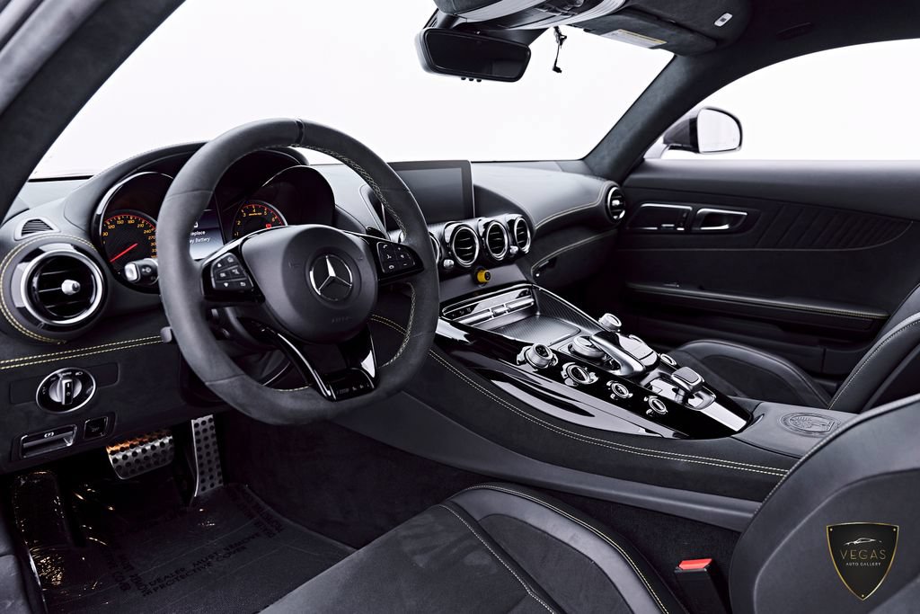 Used 2018 Mercedes-Benz AMG GT R image 50
