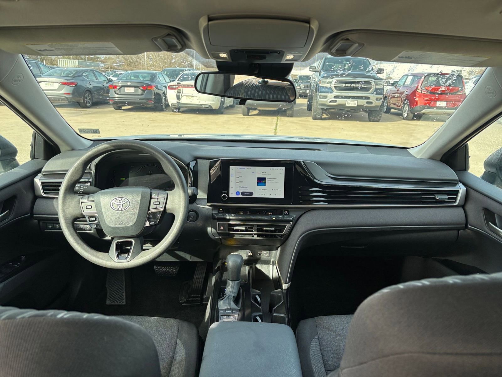 Used 2025 Toyota Camry LE image 29