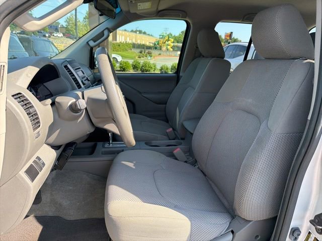 Used 2015 Nissan Frontier S RWD image 21
