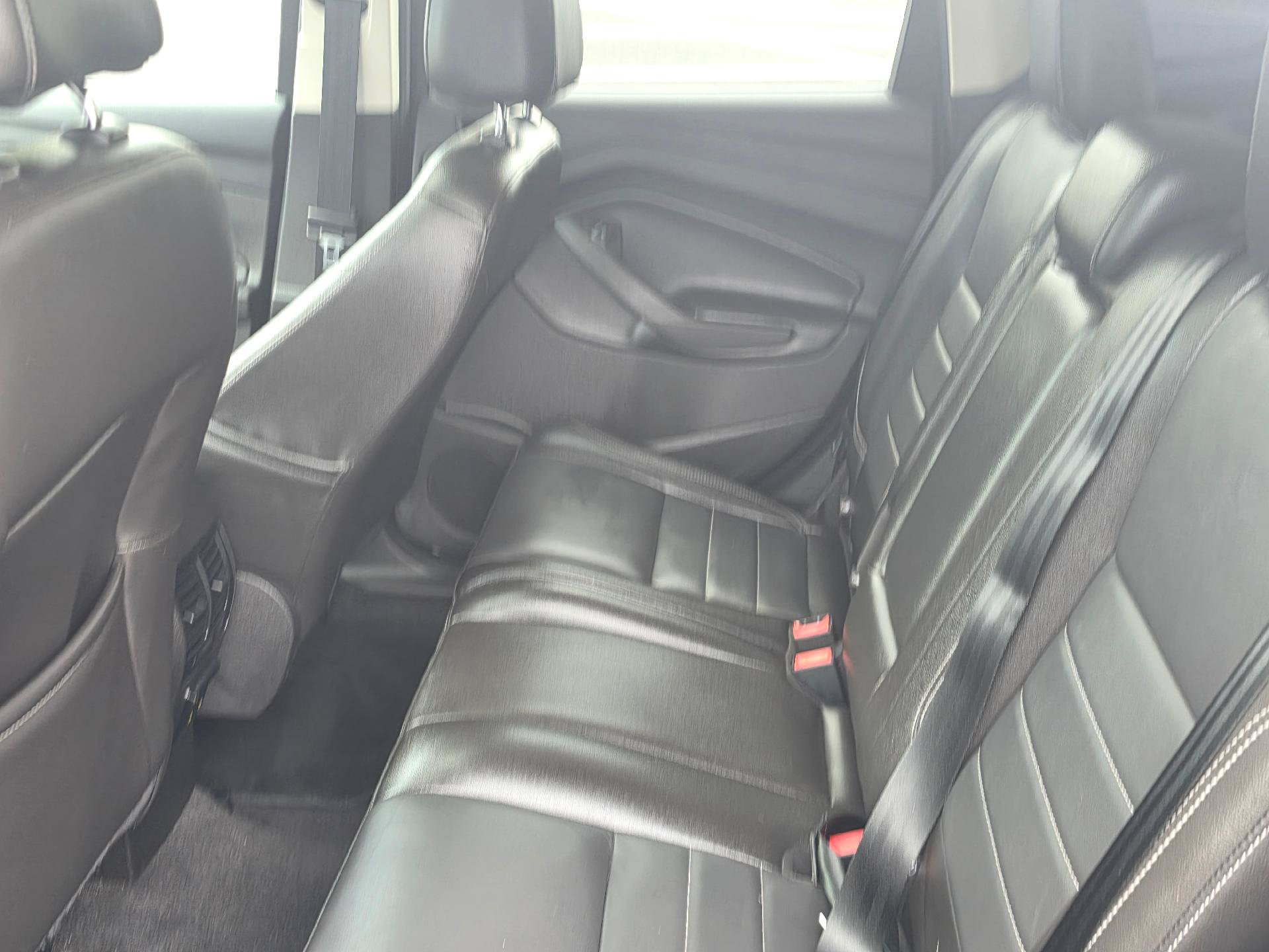 Used 2015 Ford Escape SE w/ Equipment Group 201A AWD/4WD image 8