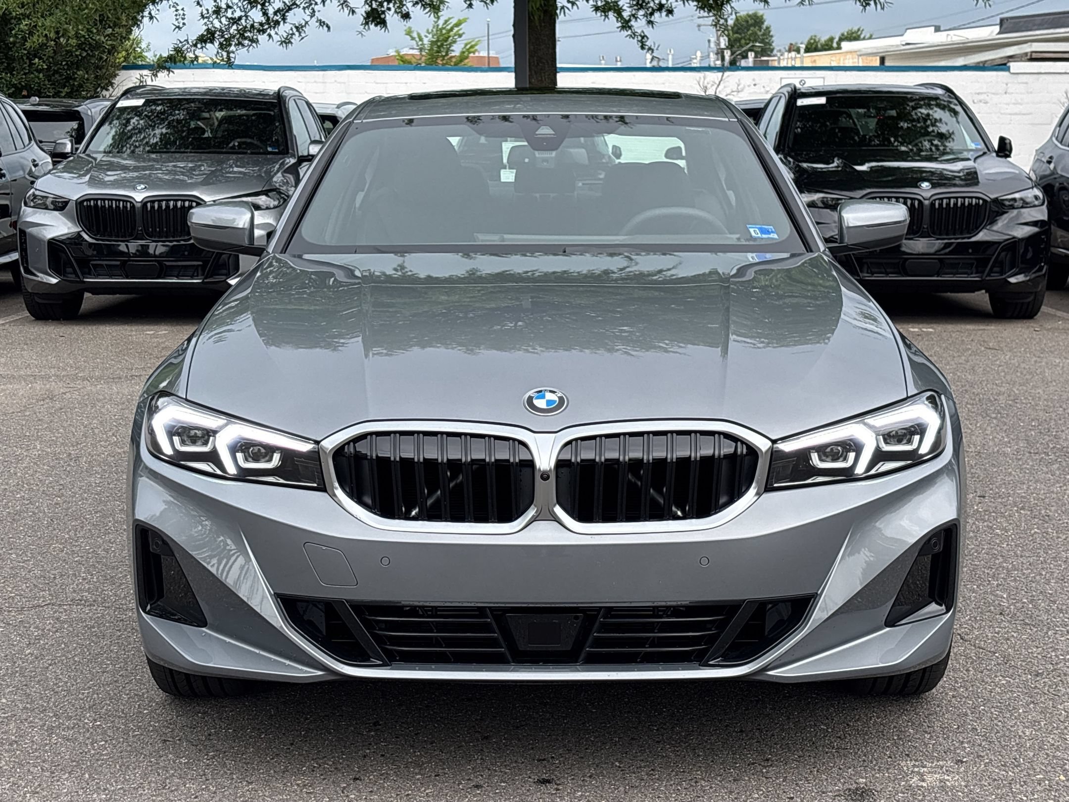 Used 2026 BMW 330i xDrive Sedan w/ Premium Package AWD/4WD image 6