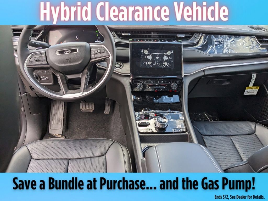 New 2023 Jeep Grand Cherokee 30th Anniversary image 11