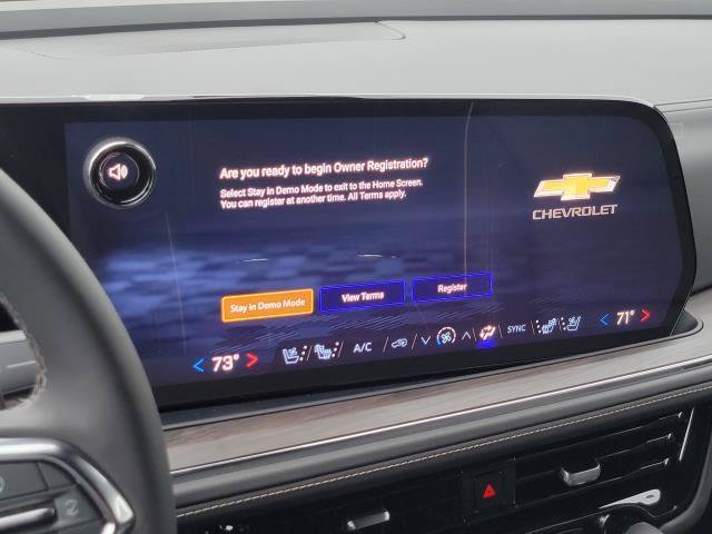 New 2026 Chevrolet Suburban Premier AWD/4WD image 12
