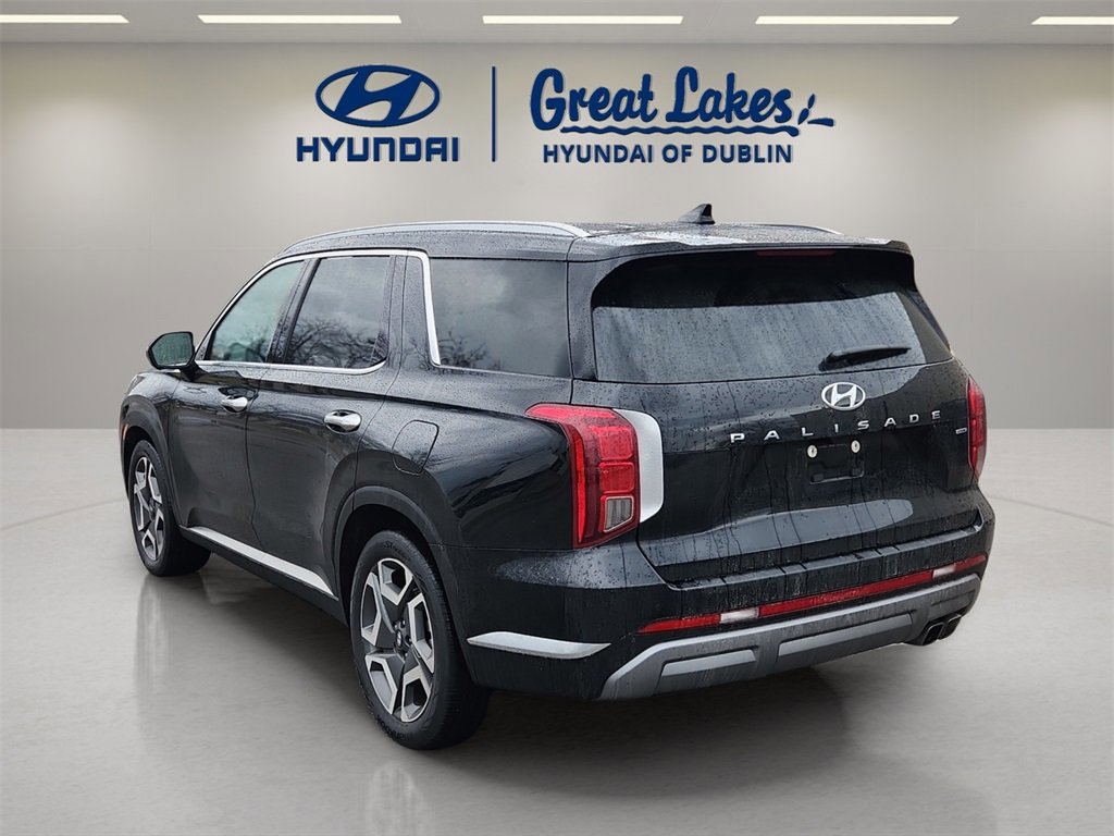 Used 2023 Hyundai Palisade Limited w/ Cargo Package image 3