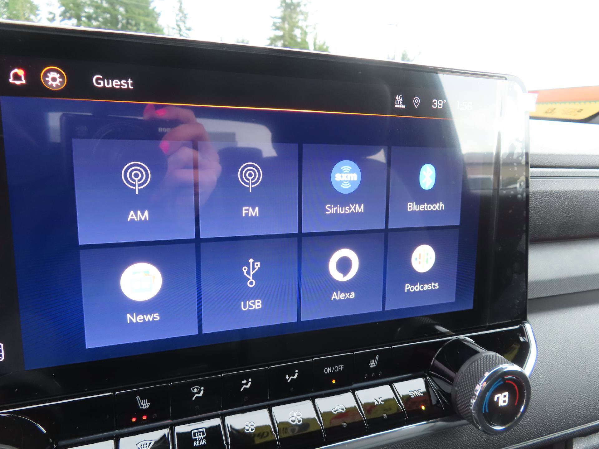 New 2025 Chevrolet Colorado Trail Boss w/ Midnight Edition image 24