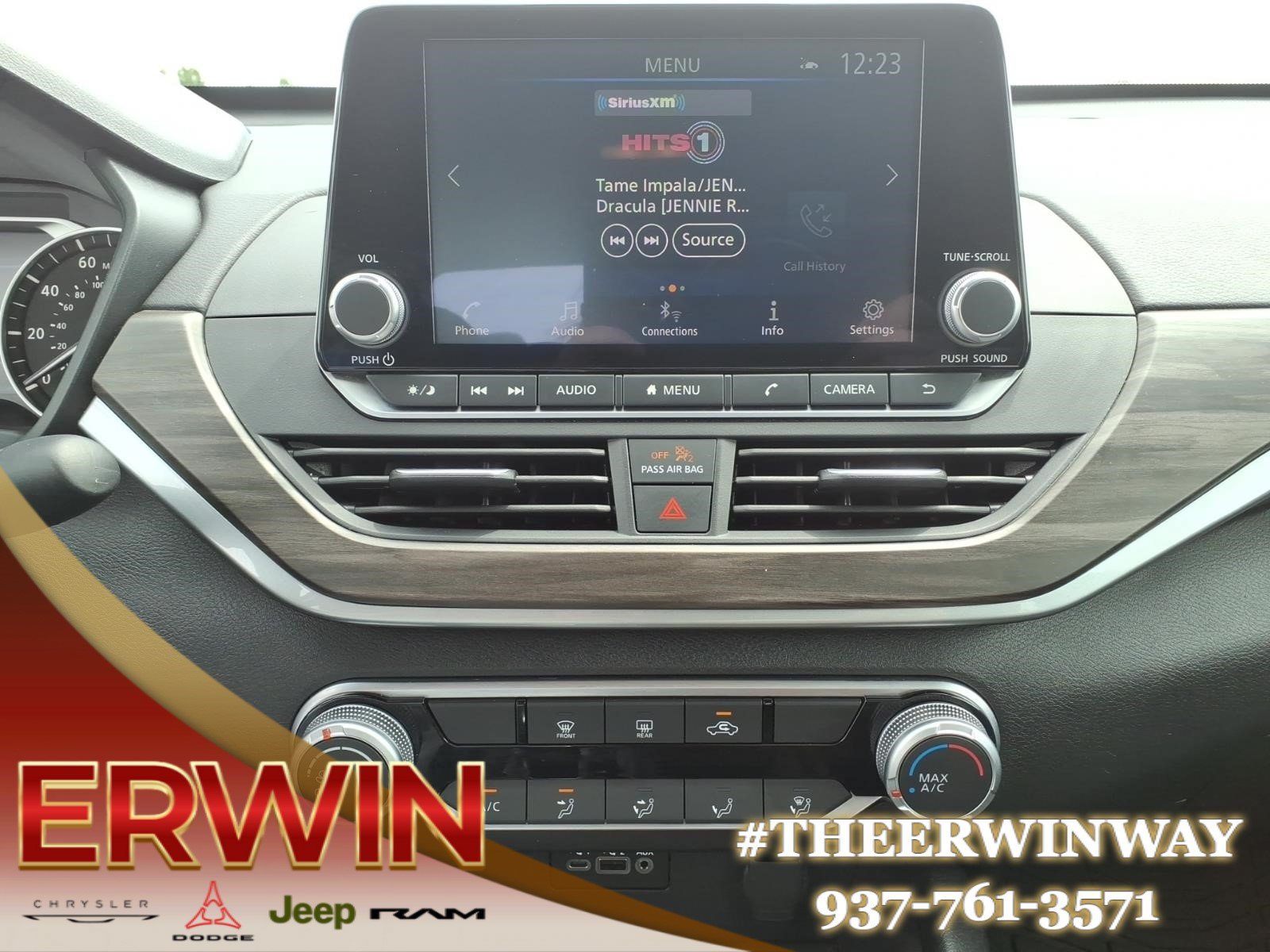 Used 2025 Nissan Altima 2.5 SV FWD image 20