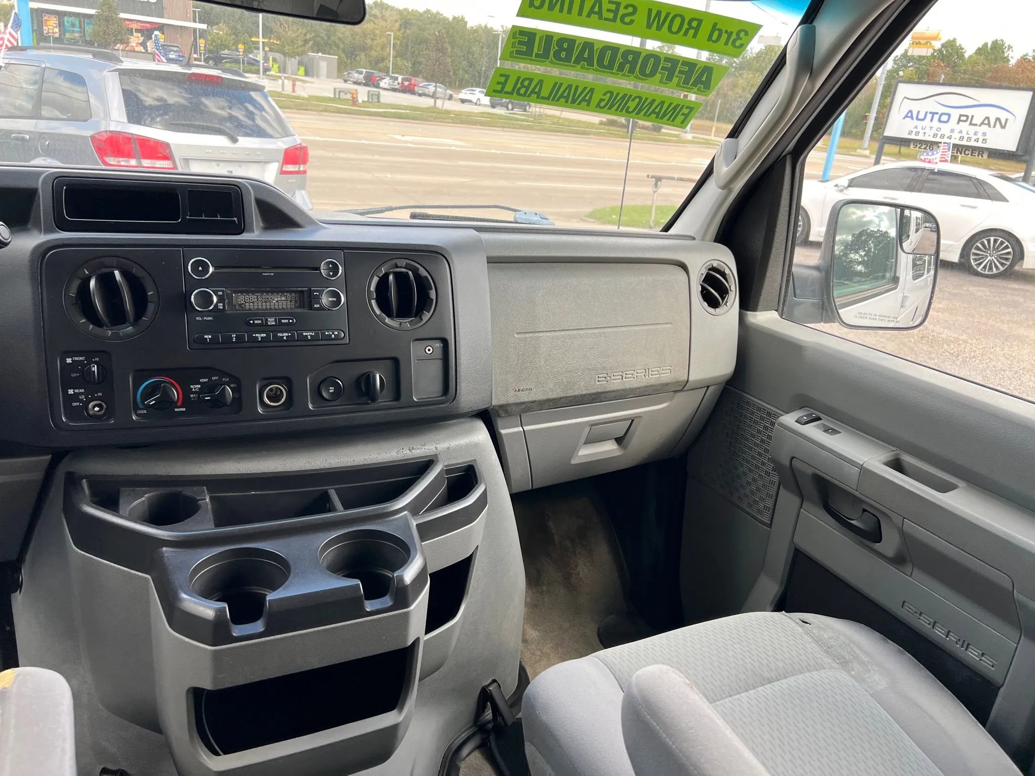 Used 2011 Ford E-150 and Econoline 150 image 19