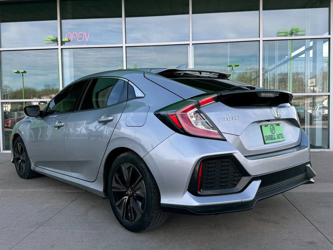 Used 2017 Honda Civic EX image 5