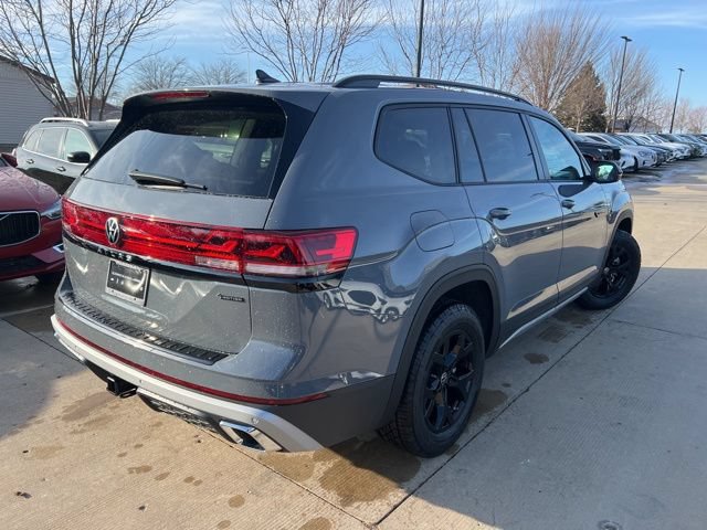 New 2026 Volkswagen Atlas Peak Edition AWD/4WD image 6