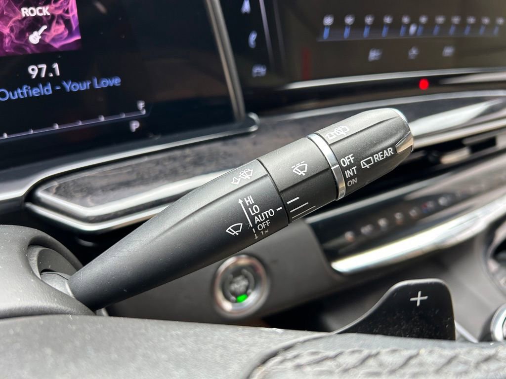 Used 2021 Cadillac Escalade ESV Premium Luxury w/ Driver Assist Tech Package image 56