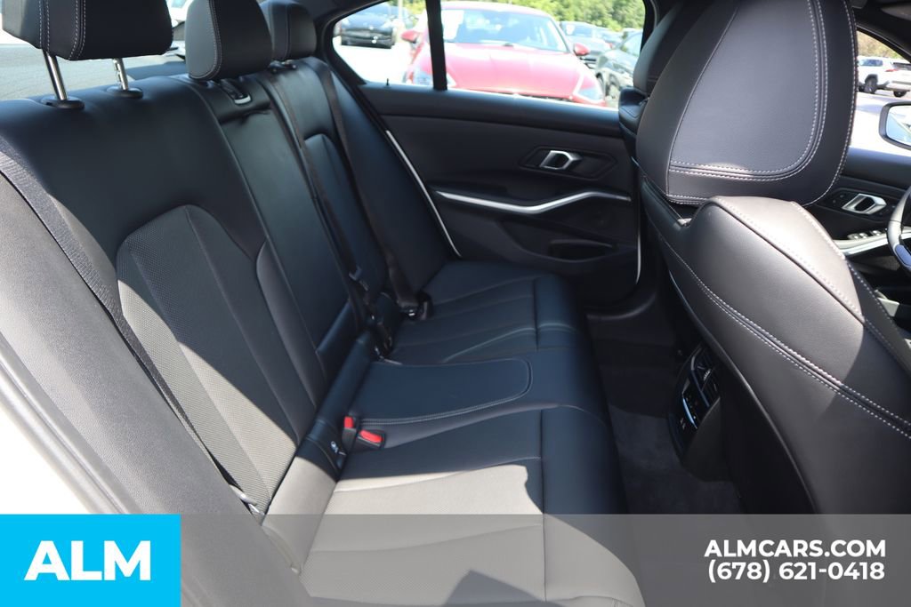 Used 2025 BMW 330i Sedan image 21