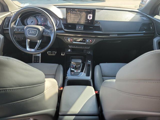 Used 2022 Audi SQ5 Premium image 18