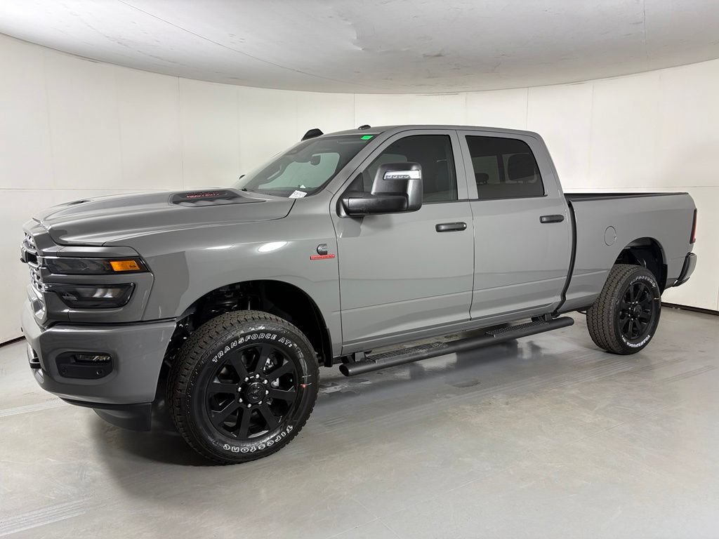 New 2026 RAM 2500 Laramie AWD/4WD image 5