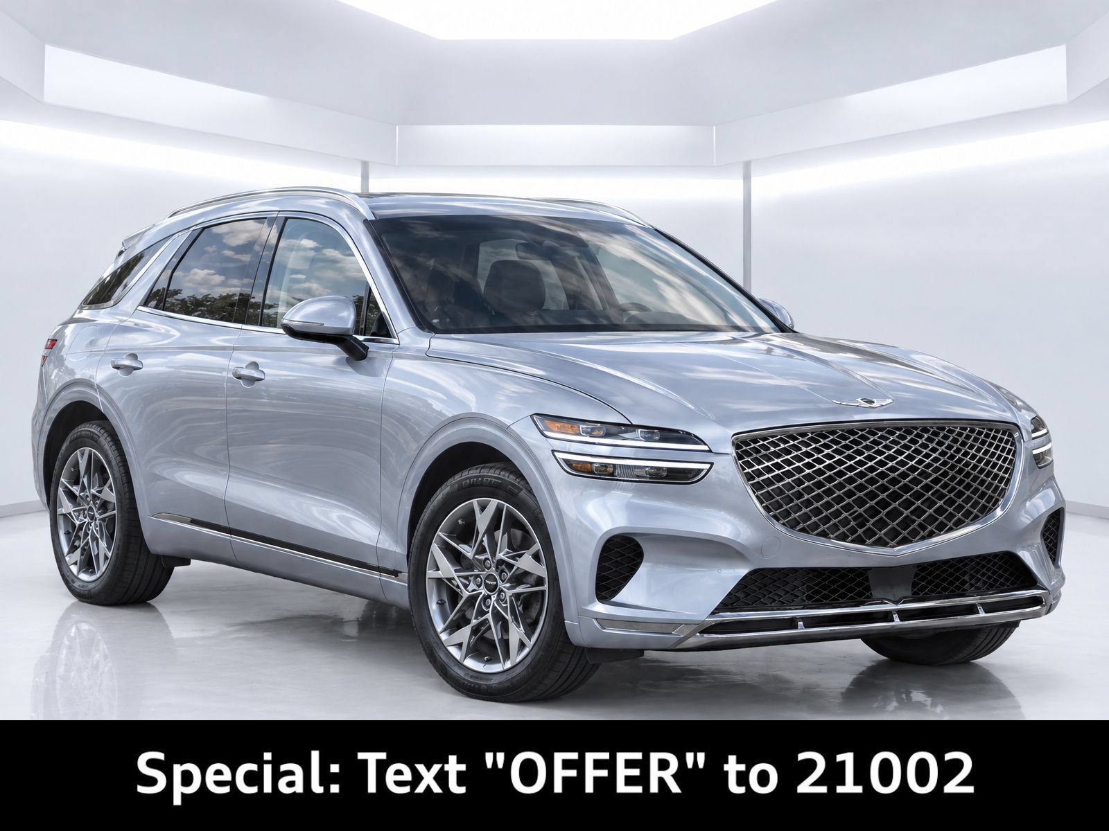Used 2025 Genesis GV70 2.5T AWD/4WD image 2