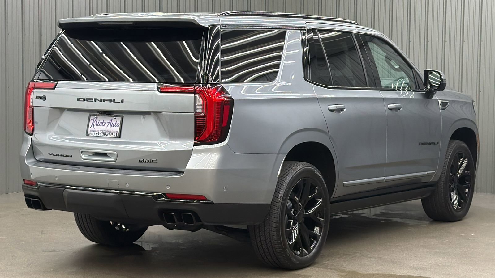 Used 2026 GMC Yukon Denali w/ Sun & Power Step Package AWD/4WD image 5