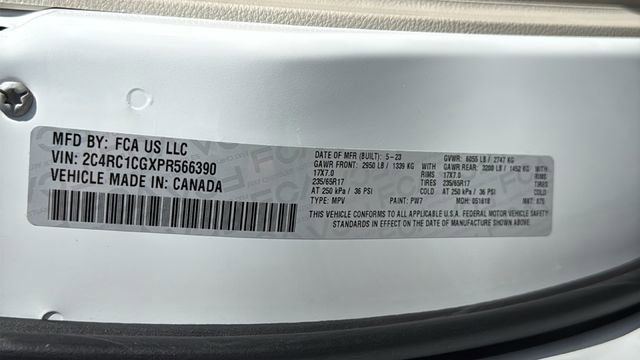 Used 2023 Chrysler Voyager LX FWD image 30