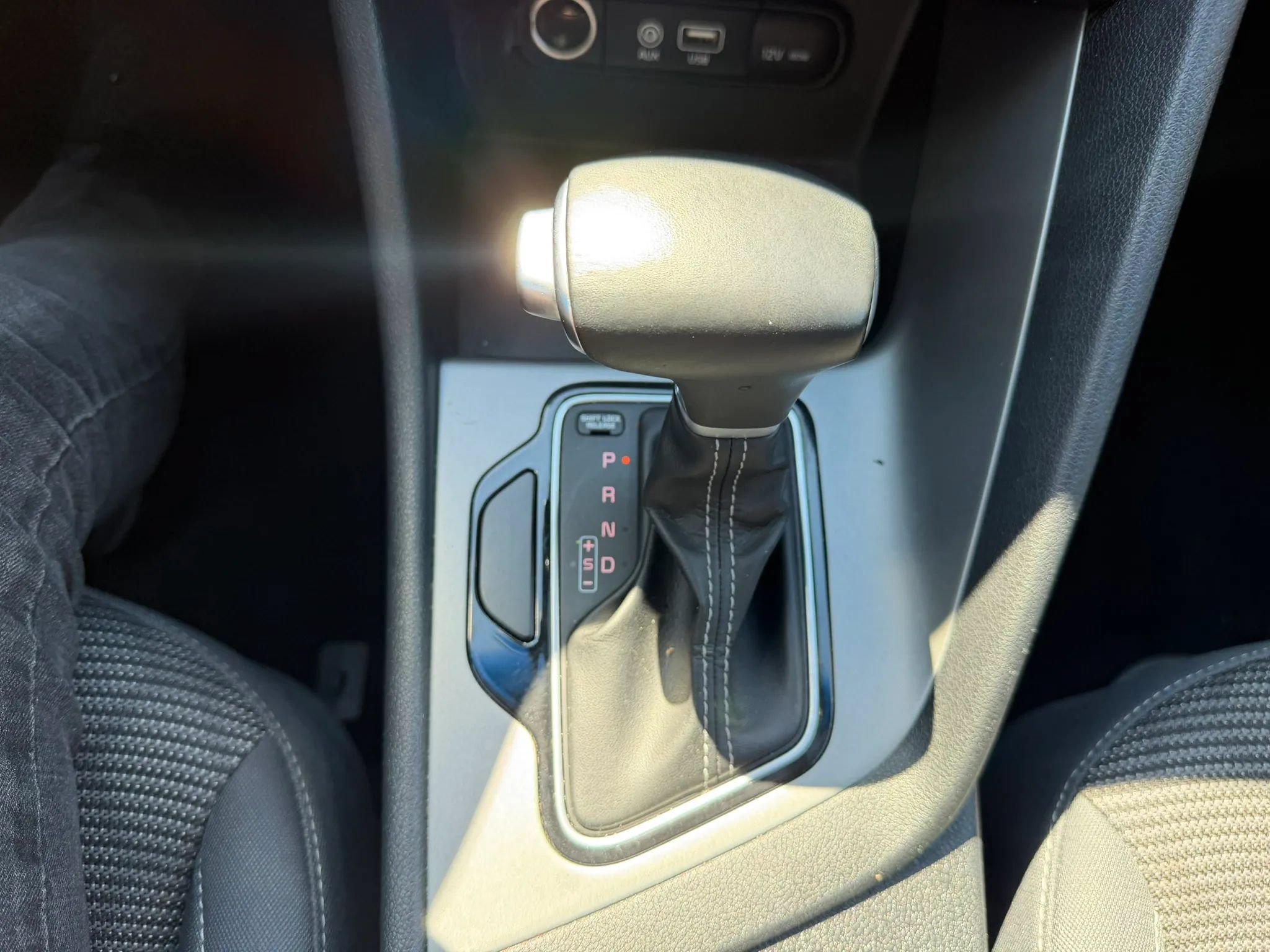 Used 2019 Kia Niro LX FWD image 20