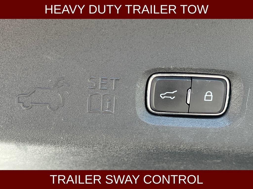 Certified 2025 Ford Expedition Active AWD/4WD image 31