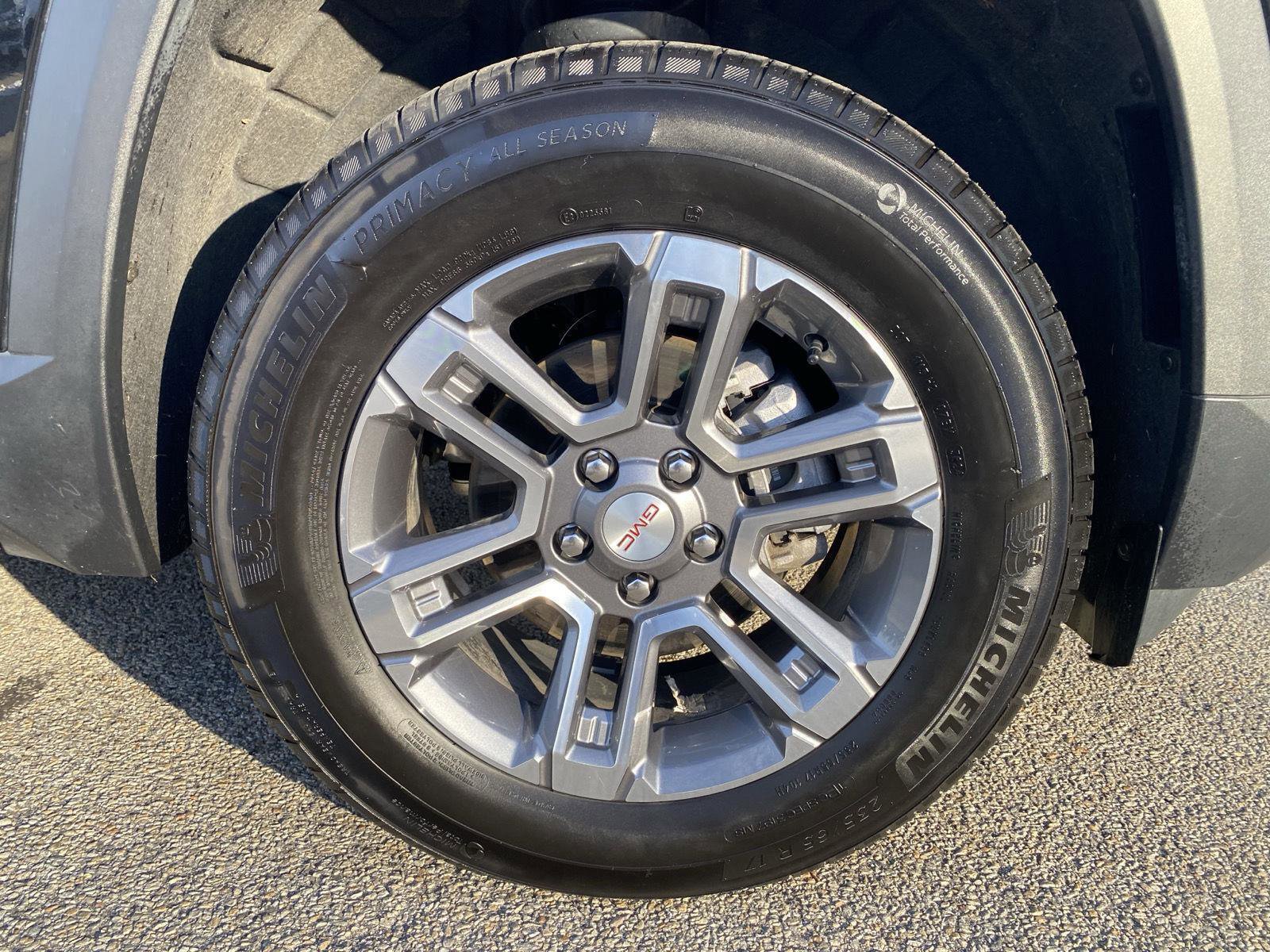 Used 2025 GMC Terrain Elevation image 9