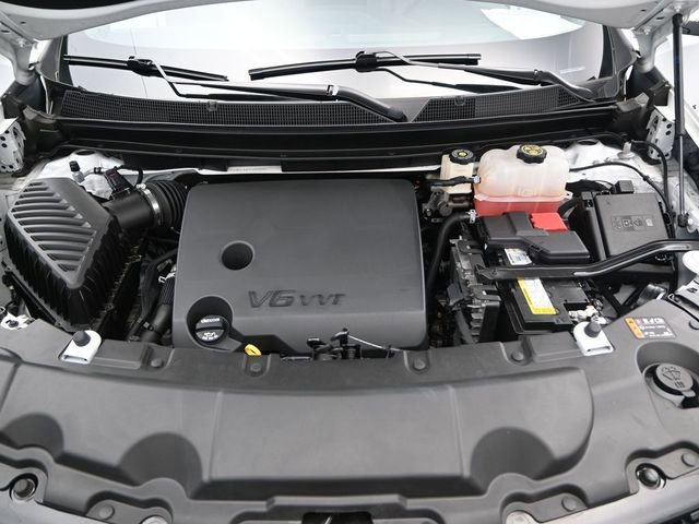 Used 2023 Chevrolet Traverse RS image 20