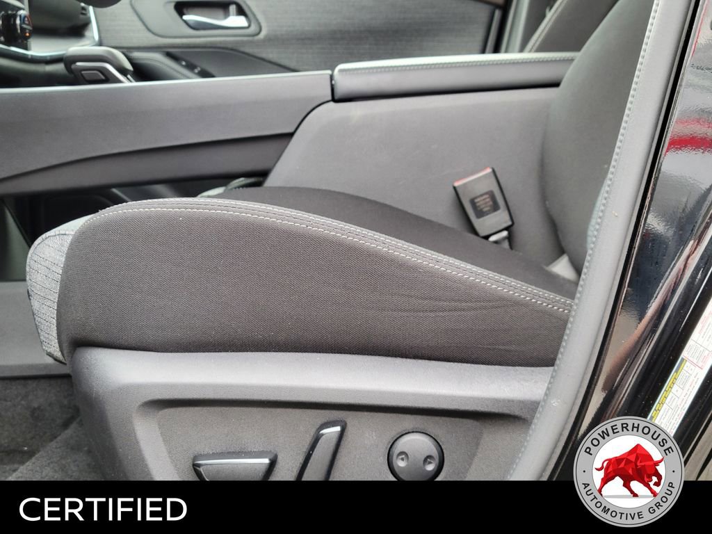 Used 2023 Nissan Rogue SV image 23