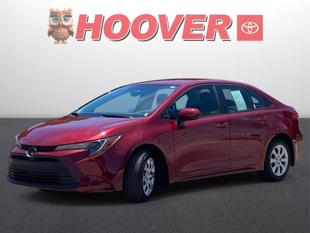 Used 2025 Toyota Corolla LE FWD image 5