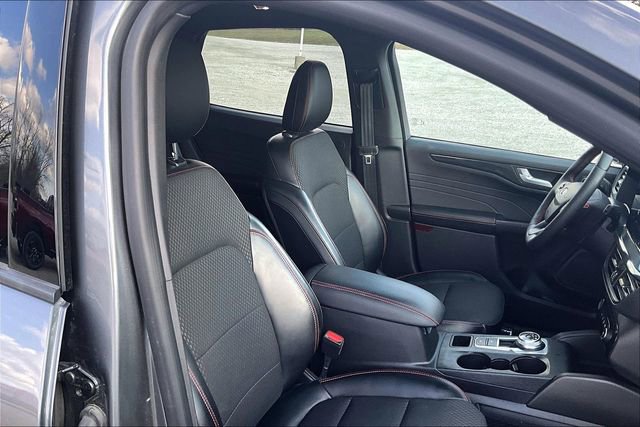 Used 2023 Ford Escape ST-Line Select w/ Tech Pack #2 image 7