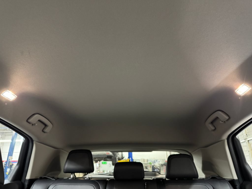 Used 2023 Nissan Ariya FWD image 23