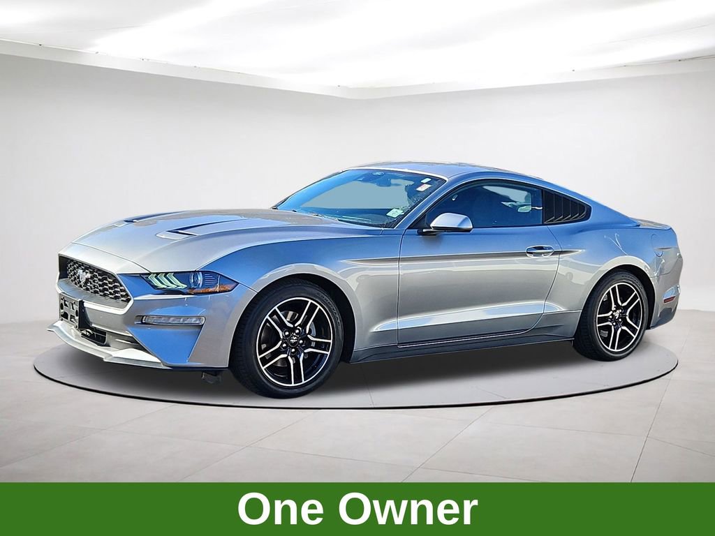 Used 2022 Ford Mustang Coupe w/ Equipment Group 101A image 3
