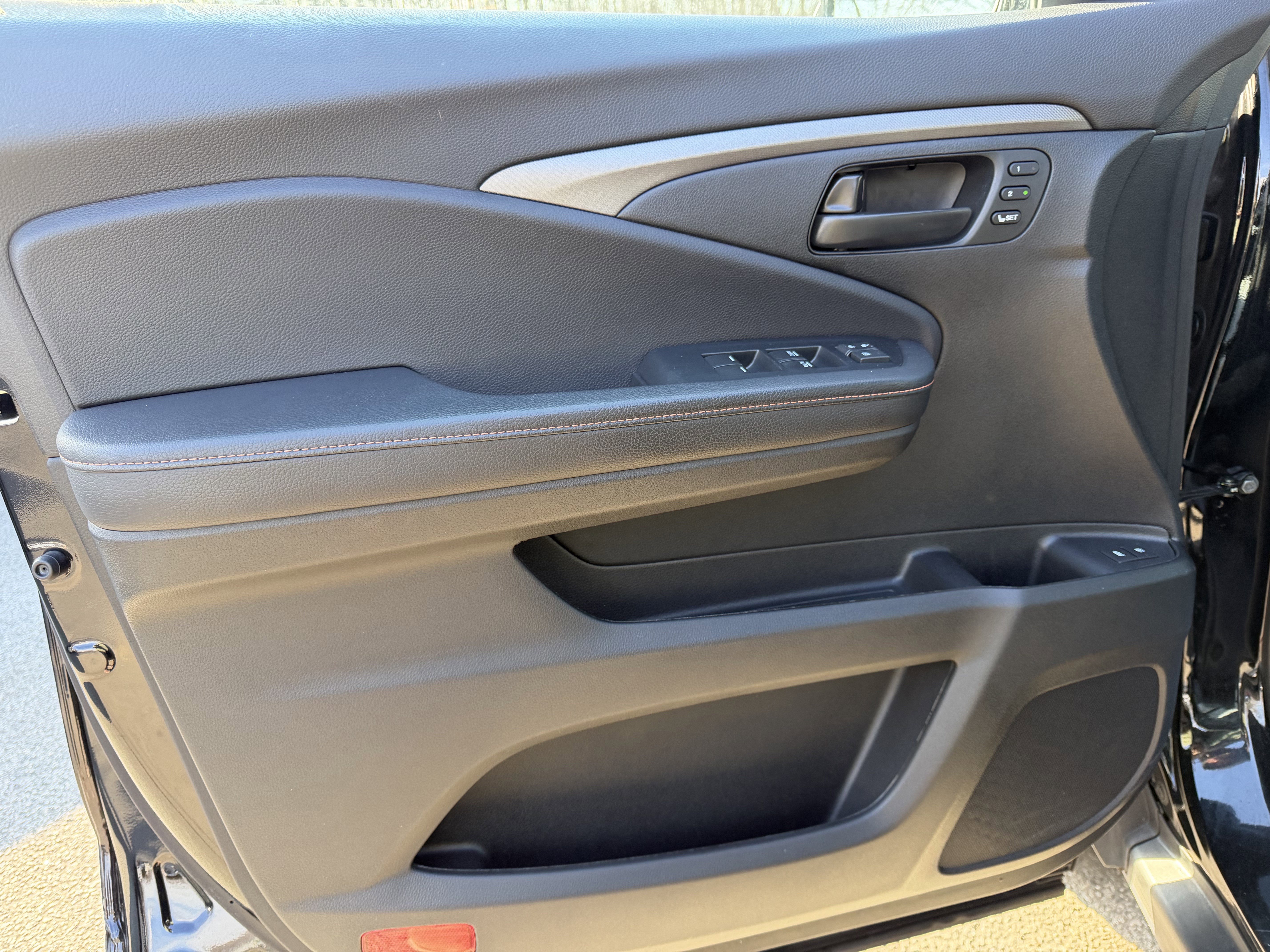 Used 2022 Honda Pilot TrailSport image 12