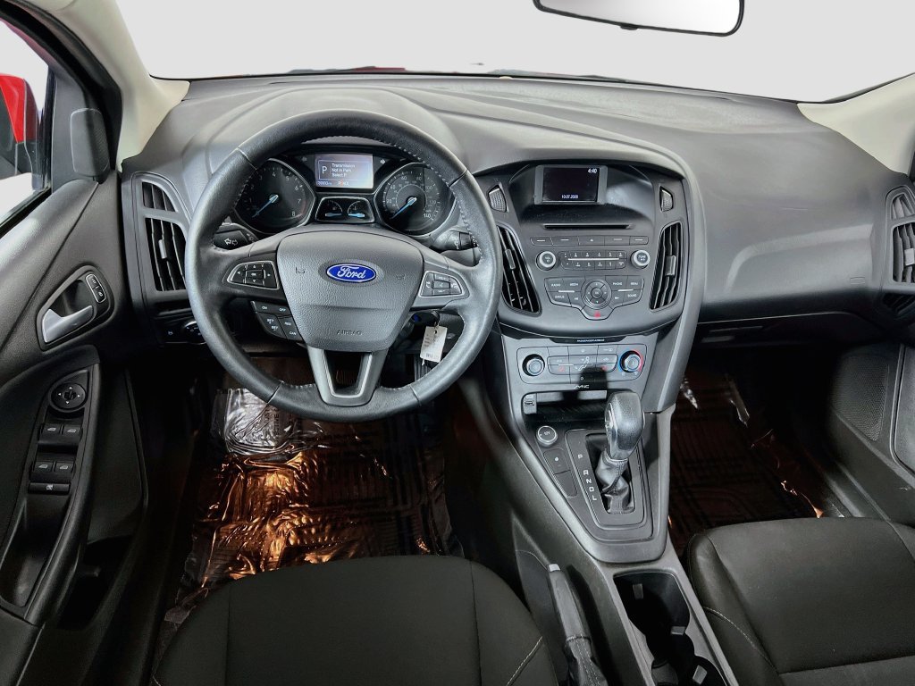 Used 2017 Ford Focus SE w/ Cold Weather Package FWD image 20
