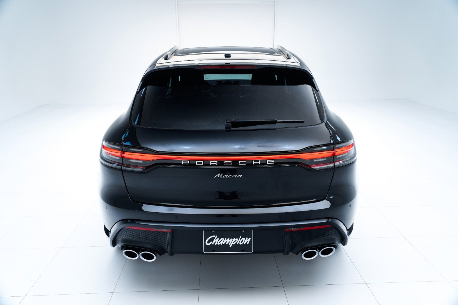 New 2026 Porsche Macan image 10