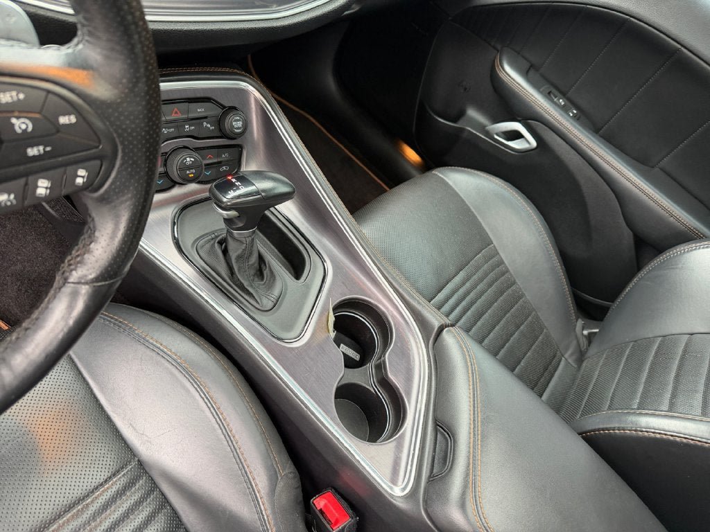 Used 2016 Dodge Challenger R/T Plus RWD image 18