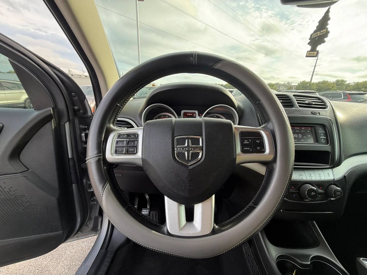 Used 2020 Dodge Journey SE w/ SE Popular Equipment Group FWD image 26