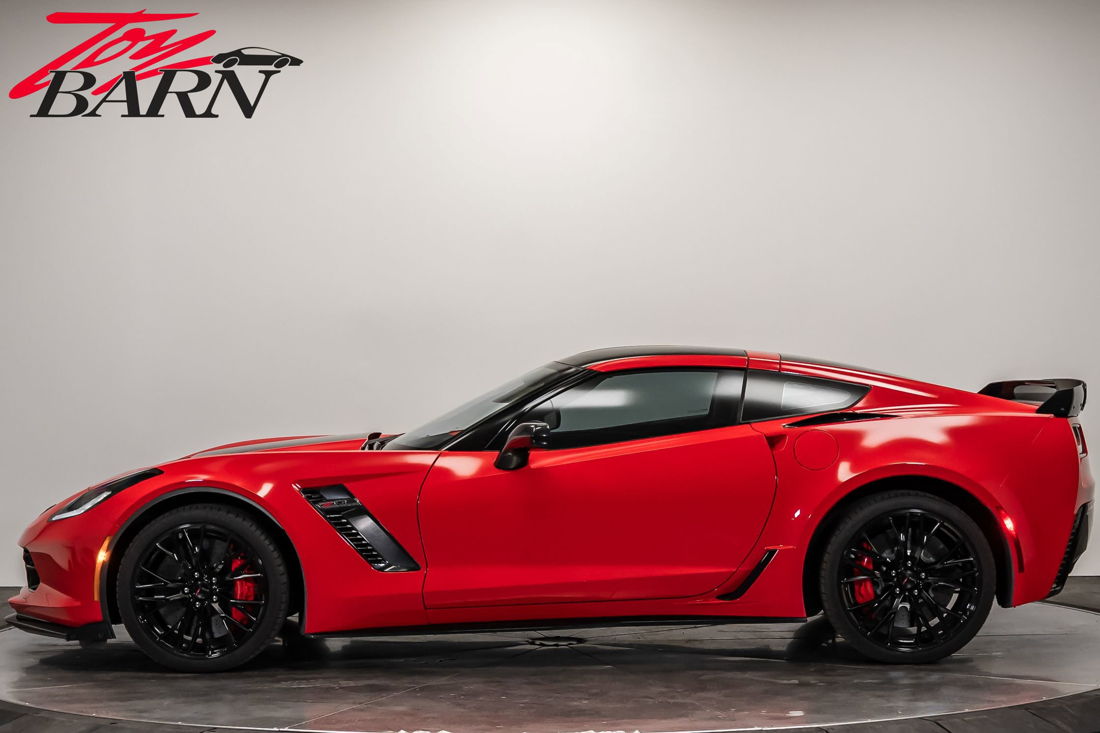 Used 2016 Chevrolet Corvette Z06 w/ 3LZ Preferred Equipment Group image 10