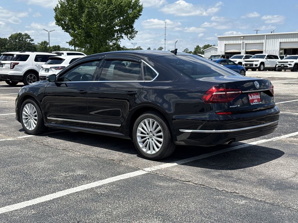 Used 2017 Volkswagen Passat 1.8T SE FWD image 7